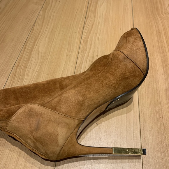BALMAIN 26S OPEN-TOE BOOTS 95 MM IN GRAYISH BROWN SUEDE